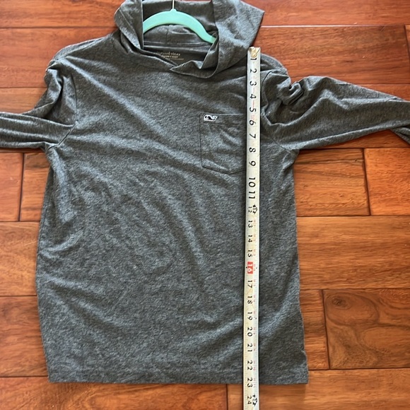 Vineyard Vines Edgartown T Shirt Hoodie Boys Large Gray Striped Performance - Picture 7 of 8